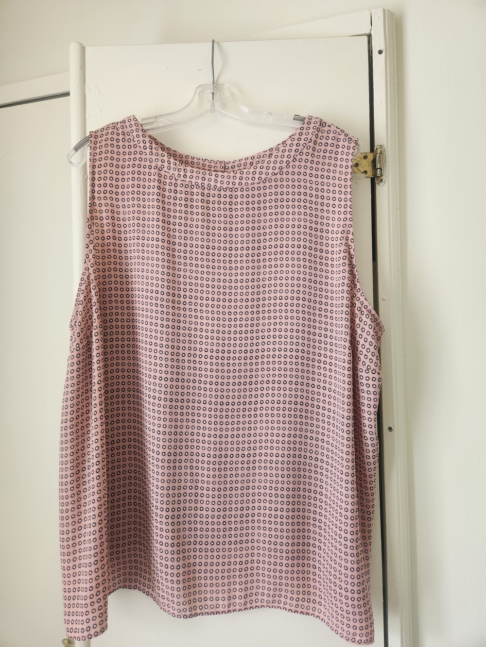 LOFT Pink Sleeveless Geometric Print Top